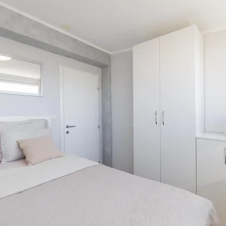 Vista Apartment